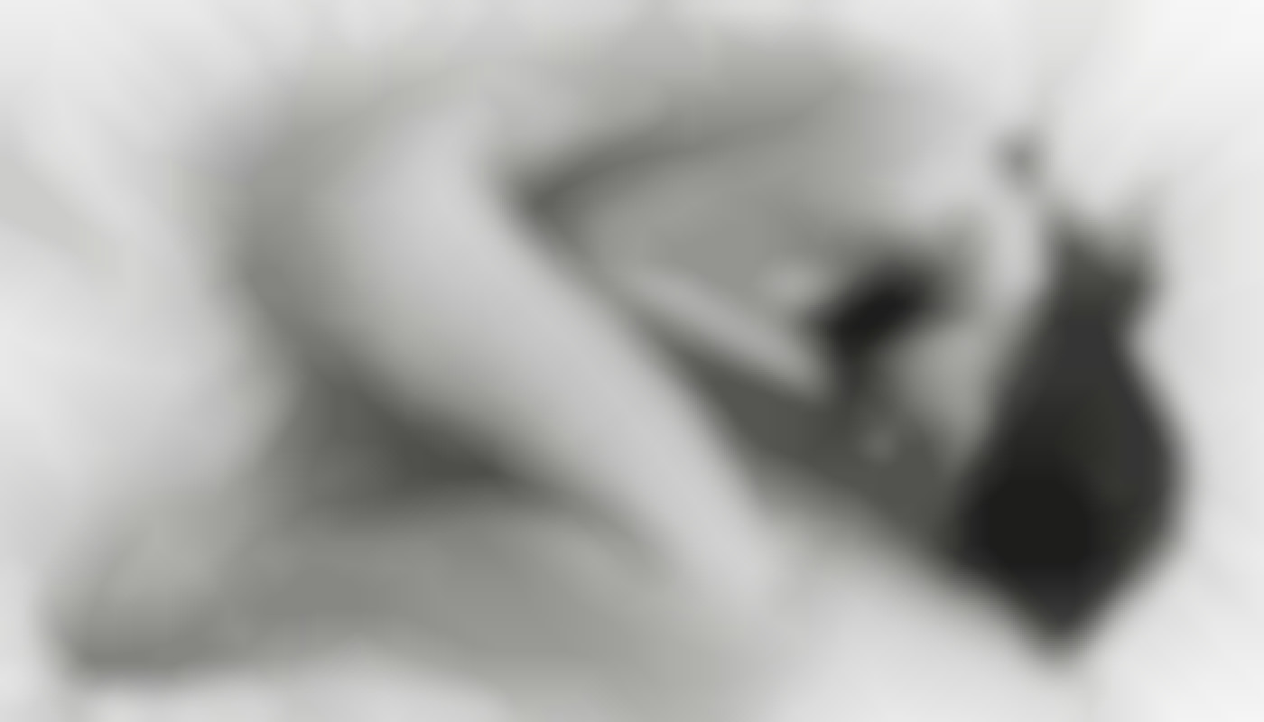 Comment naviguer dans la scène des rencontres gay sans utiliser d'applications ?